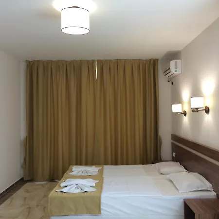 Апартамент Sun Rise Studio